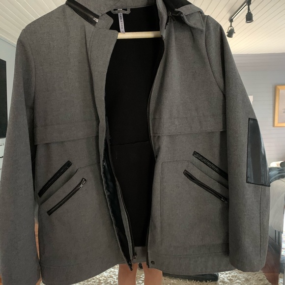 Fabletics shell coat - Picture 1 of 6